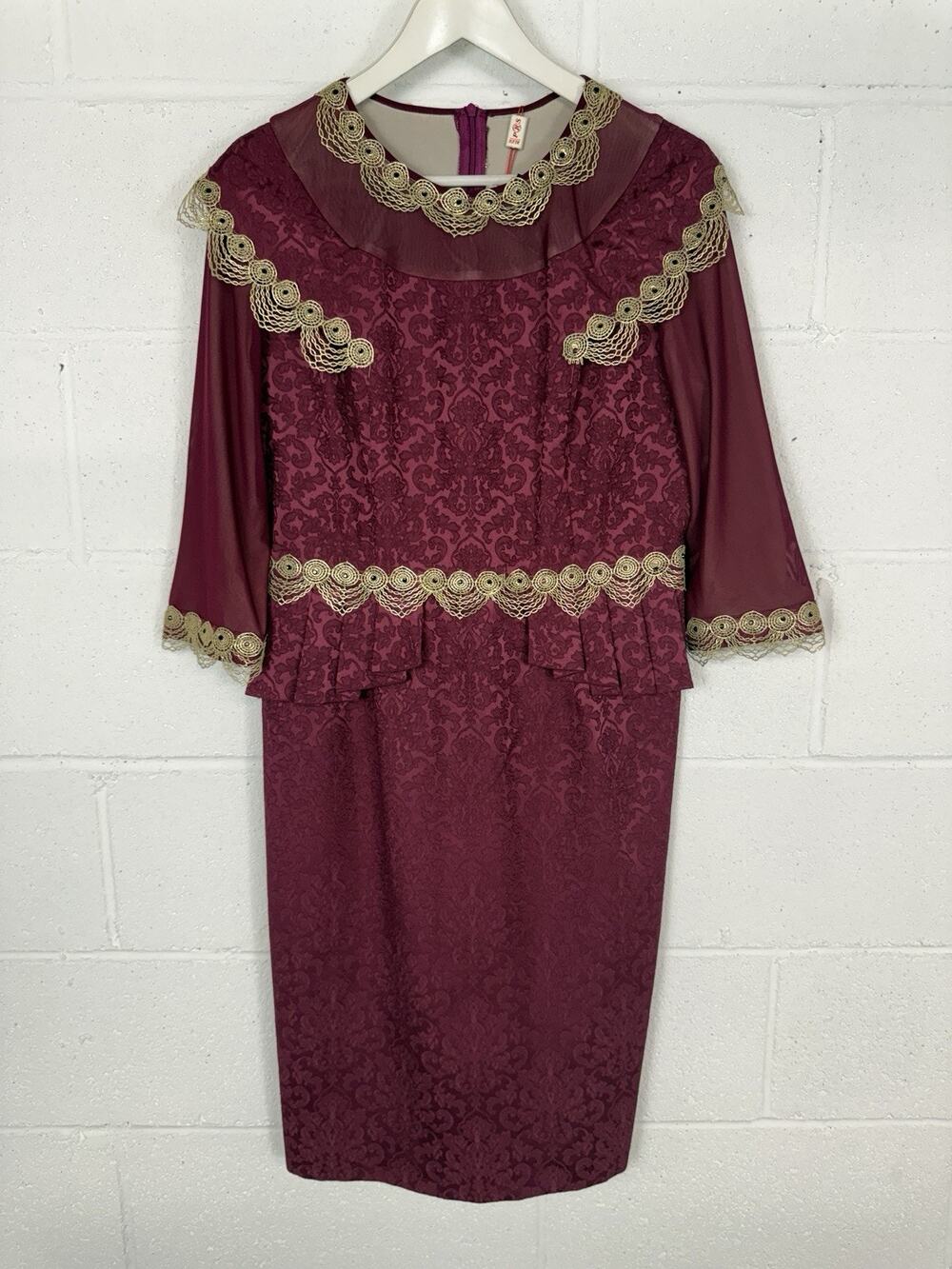 Princess Sheath Dress Large Evening Burgundy Wine Paisley Embroidered Formal N94